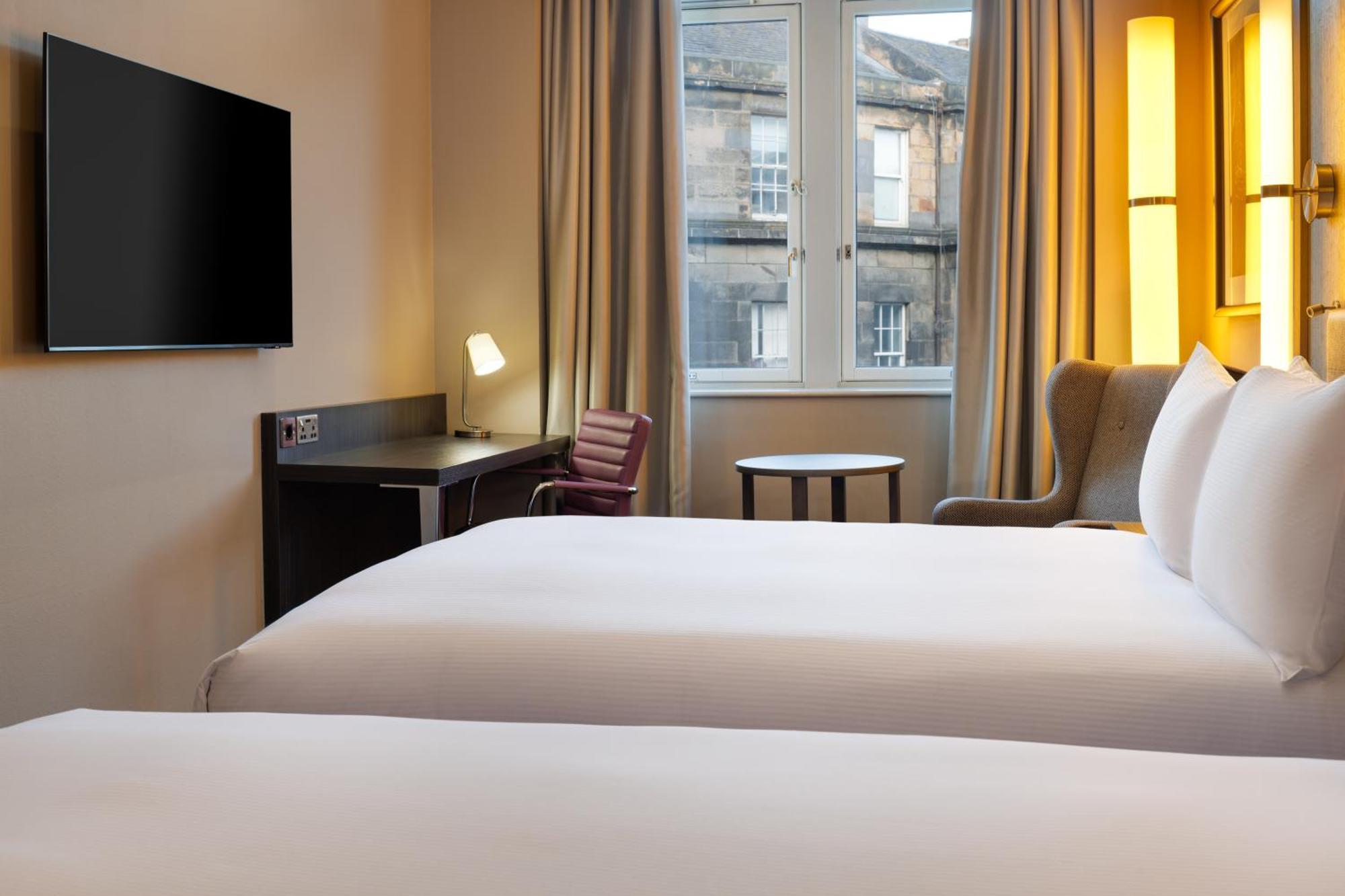 Doubletree By Hilton Edinburgh City Centre Екстериор снимка