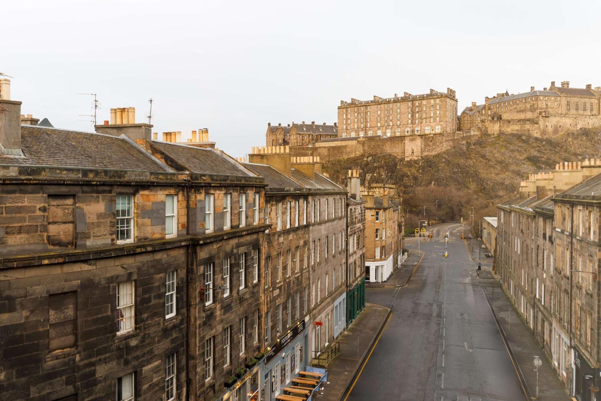 Doubletree By Hilton Edinburgh City Centre Екстериор снимка