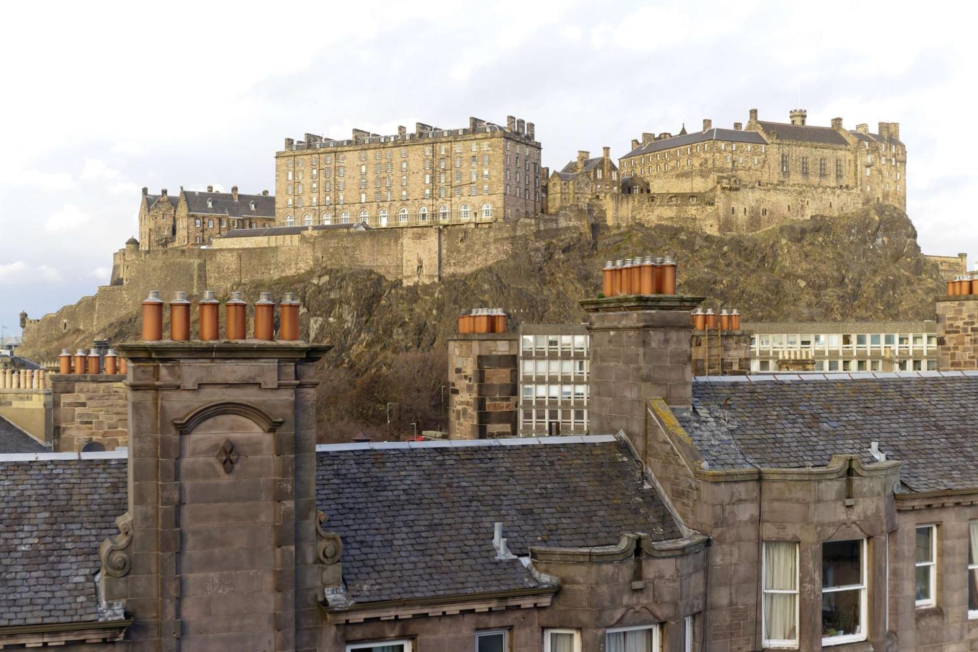 Doubletree By Hilton Edinburgh City Centre Екстериор снимка